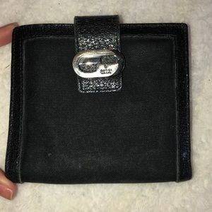 💯 Authentic Gucci Wallet